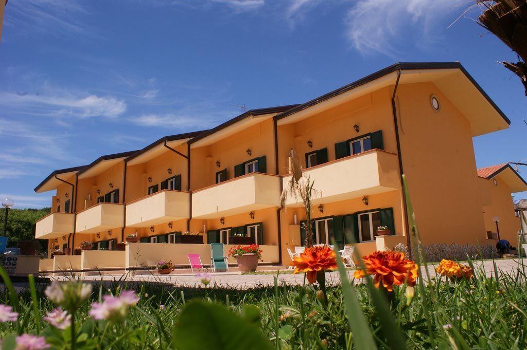 Conca Degli Dei Aparthotel Paestum Exterior photo