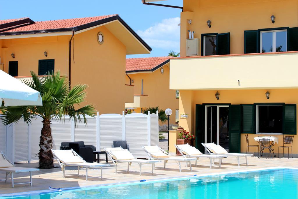 Conca Degli Dei Aparthotel Paestum Exterior photo